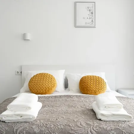 Almada Downtown 301 דירה *