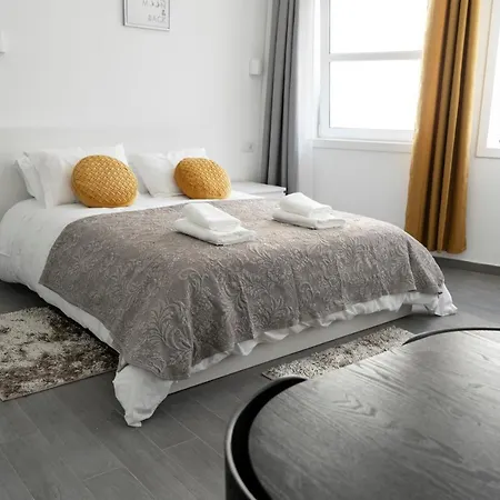 Almada Downtown 301 * ポルト