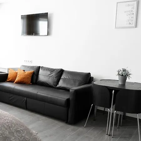 Almada Downtown 301 ポルト