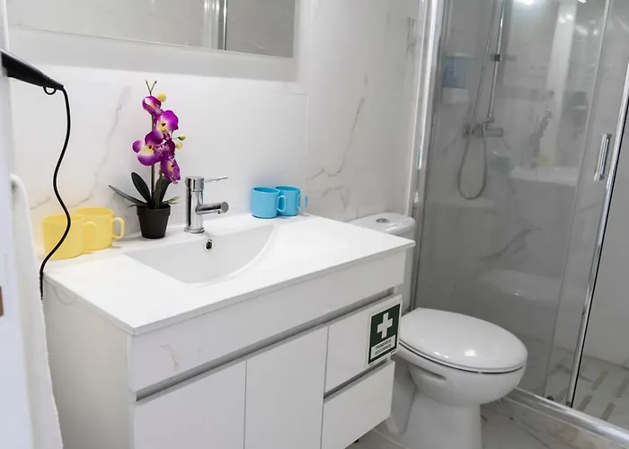 Almada Downtown 301 Oporto